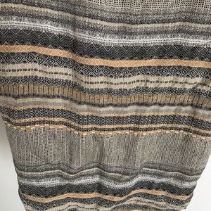 Round scarf